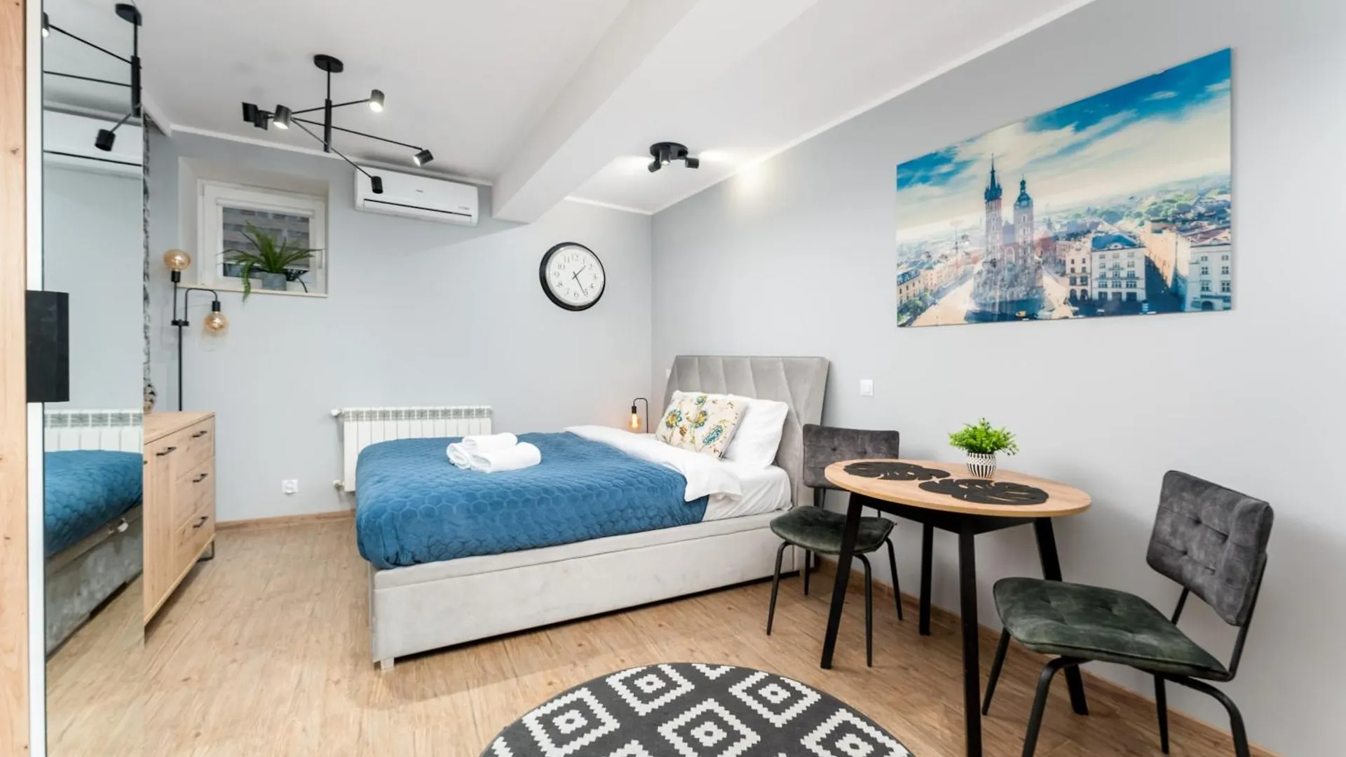 Underground Apartments Krakow 0*,